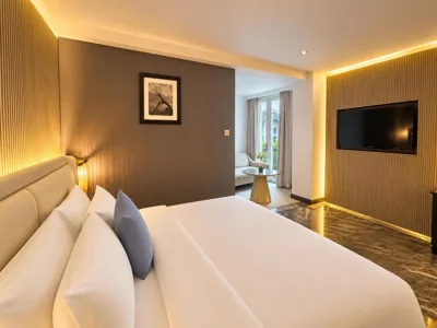 Suite – Afternoon Tea — A&EM Ben Thanh Hotel